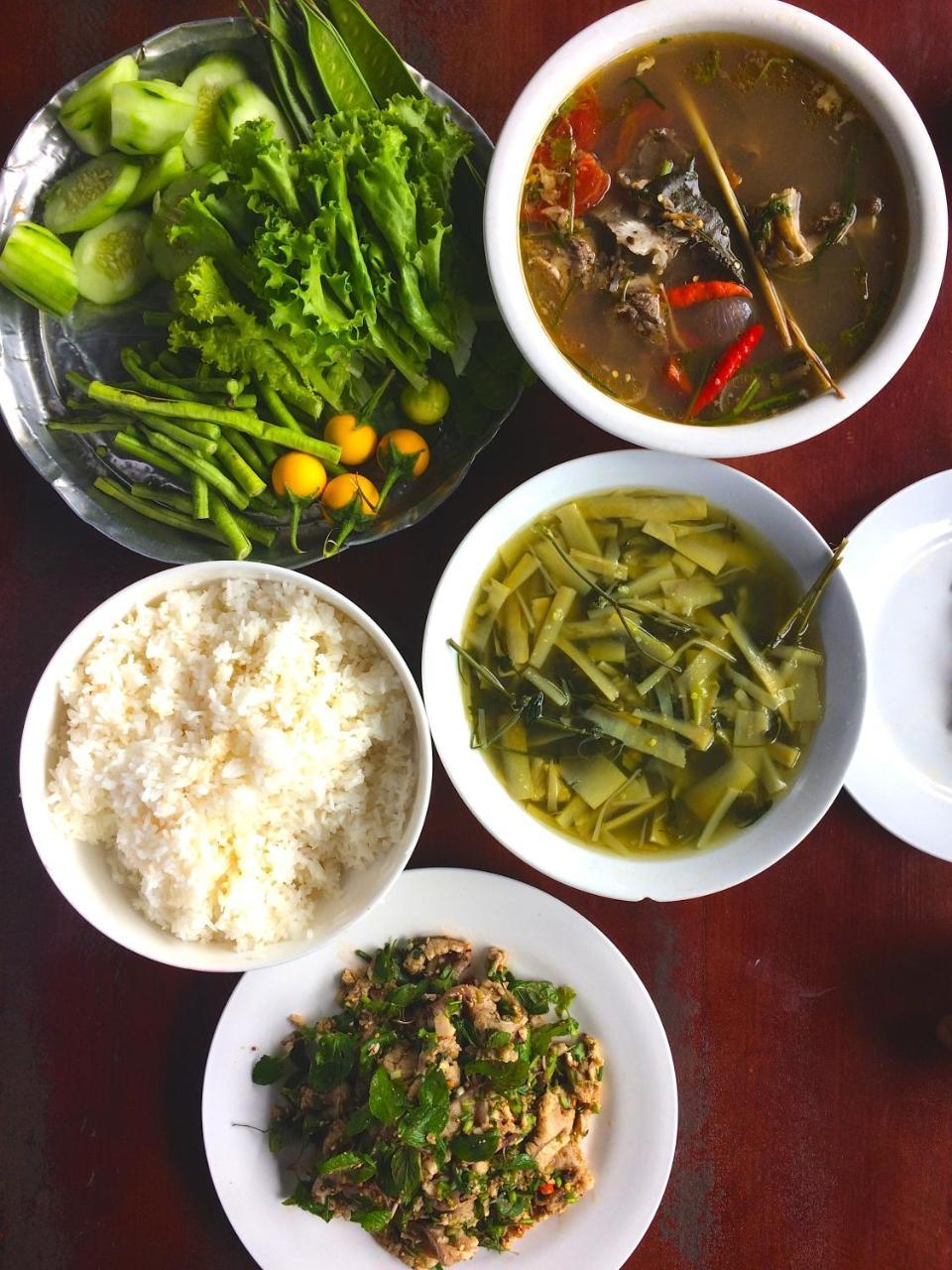 Sabaidee Guesthouse & Restaurant Nam Theun Eksteriør bilde