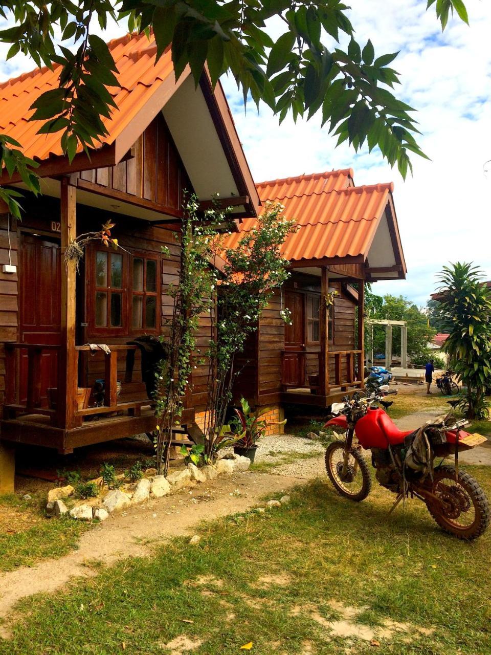 Sabaidee Guesthouse & Restaurant Nam Theun Eksteriør bilde
