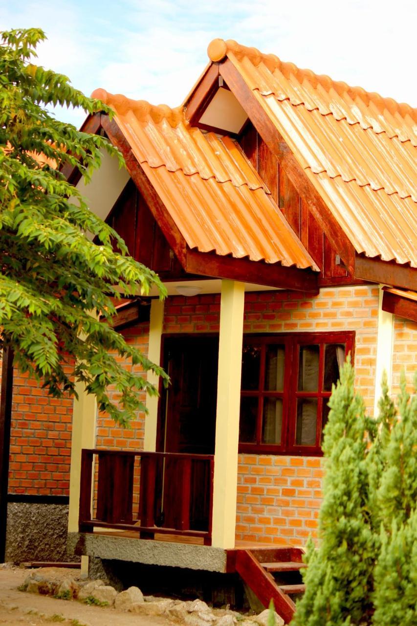 Sabaidee Guesthouse & Restaurant Nam Theun Eksteriør bilde